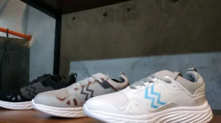 Brand Sepatu